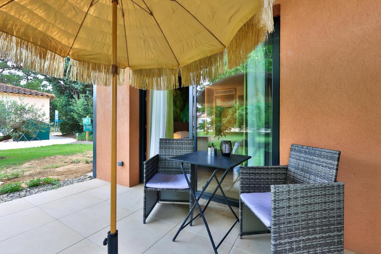 Logis Hotel & Spa Dejeunez Sous L'Arbre Руссе Екстер'єр фото