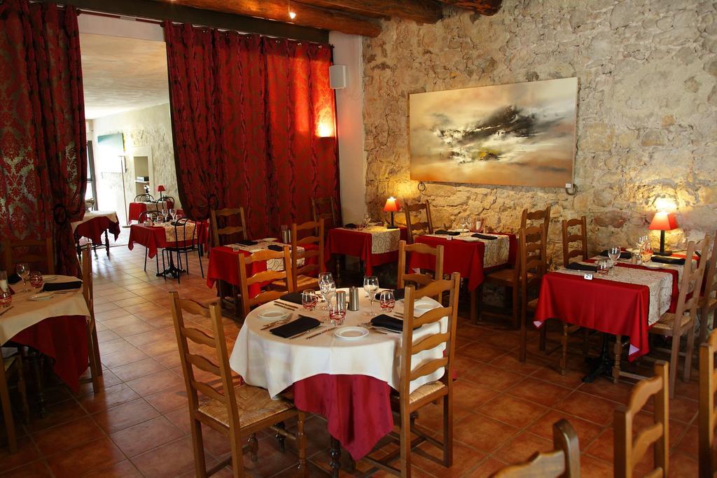 Logis Hotel & Spa Dejeunez Sous L'Arbre Руссе Екстер'єр фото